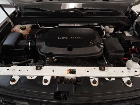 Used 2020 Chevrolet Colorado W/T w/ WT Convenience Package RWD image 37