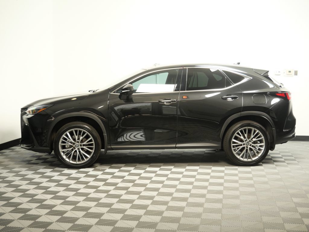 Certified 2025 Lexus NX 350h AWD w/ Accessory Package (2T) image 5