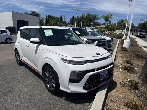 Used 2021 Kia Soul GT-Line FWD image 8
