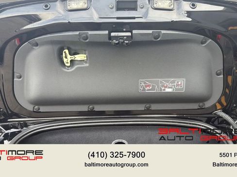 Used 2007 Chrysler Crossfire Limited RWD image 39