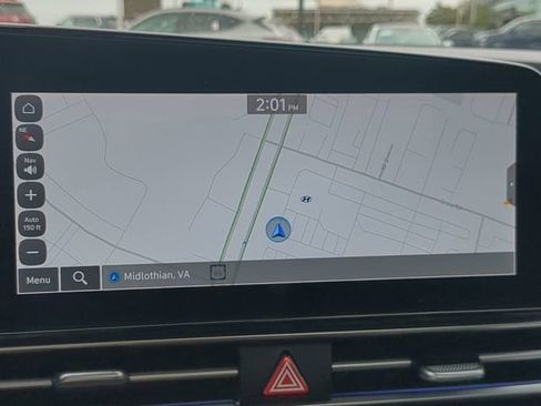 Used 2024 Hyundai Elantra SEL FWD image 19