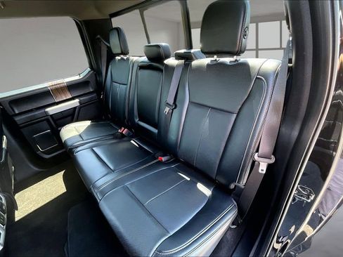 Used 2018 Ford F150 Lariat w/ Equipment Group 502A Luxury AWD/4WD image 27