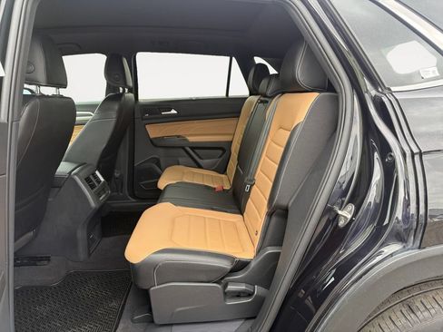 Used 2021 Volkswagen Atlas Cross Sport SEL Premium w/ Cross Sport MDO Package AWD/4WD image 13