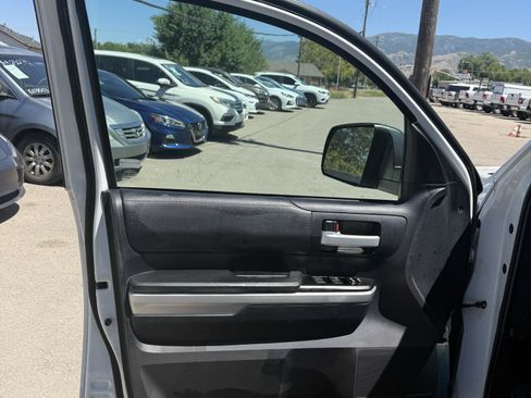Used 2016 Toyota Tundra SR5 RWD image 16