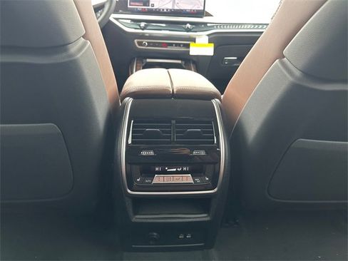 New 2026 BMW X7 xDrive40i image 20