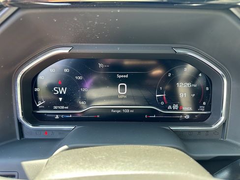 Used 2025 GMC Sierra 2500 AT4 AWD/4WD image 12