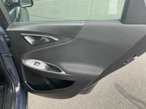 Used 2025 Chevrolet Malibu RS image 16