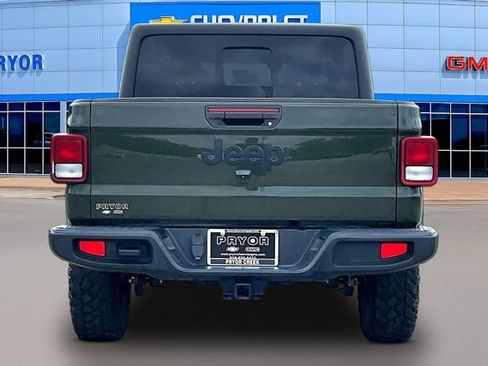 Used 2022 Jeep Gladiator Sport AWD/4WD image 6