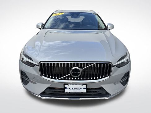 Certified 2022 Volvo XC60 B5 Inscription w/ Climate Package image 10