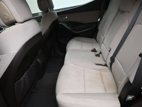 Used 2018 Hyundai Santa Fe Sport FWD image 14