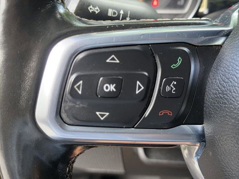 Used 2020 Jeep Gladiator Overland AWD/4WD image 25