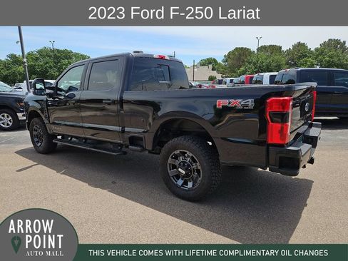 Used 2023 Ford F250 Lariat w/ Sport Appearance Package AWD/4WD image 8