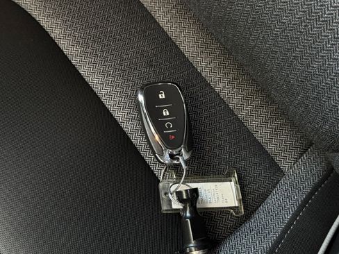 Used 2025 Chevrolet TrailBlazer LT image 22