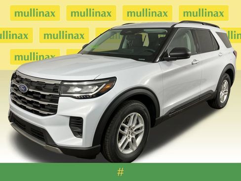 New 2026 Ford Explorer Active RWD image 14