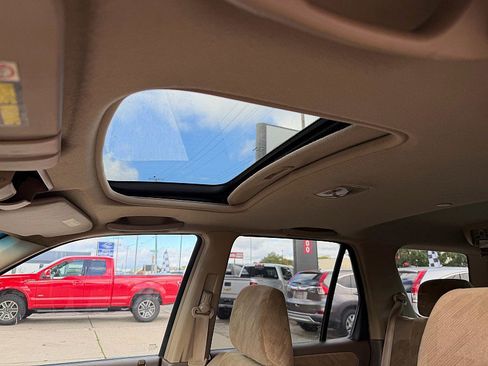 Used 2003 Honda CR-V EX image 11