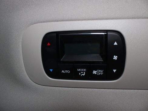 Used 2025 Honda Odyssey Elite image 21