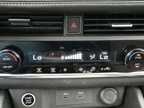 Used 2023 Nissan Rogue SV FWD image 22