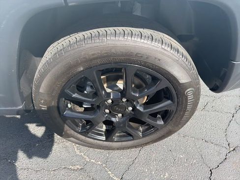 Used 2023 Jeep Compass Altitude image 9