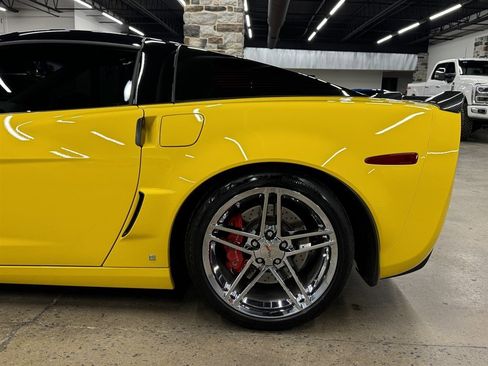 Used 2007 Chevrolet Corvette Z06 w/ Preferred Equipment Group image 8