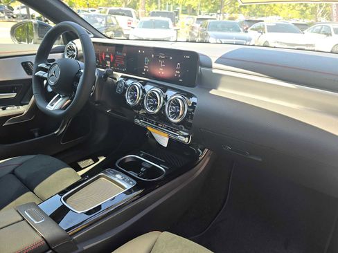 New 2025 Mercedes-Benz CLA 35 AMG 4MATIC image 12