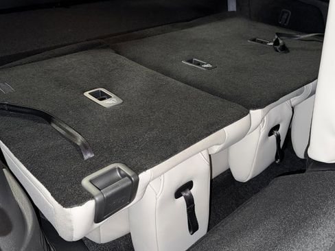 New 2026 Nissan Pathfinder SL image 14