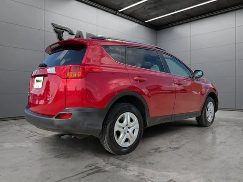 Used 2015 Toyota RAV4 LE AWD/4WD image 11