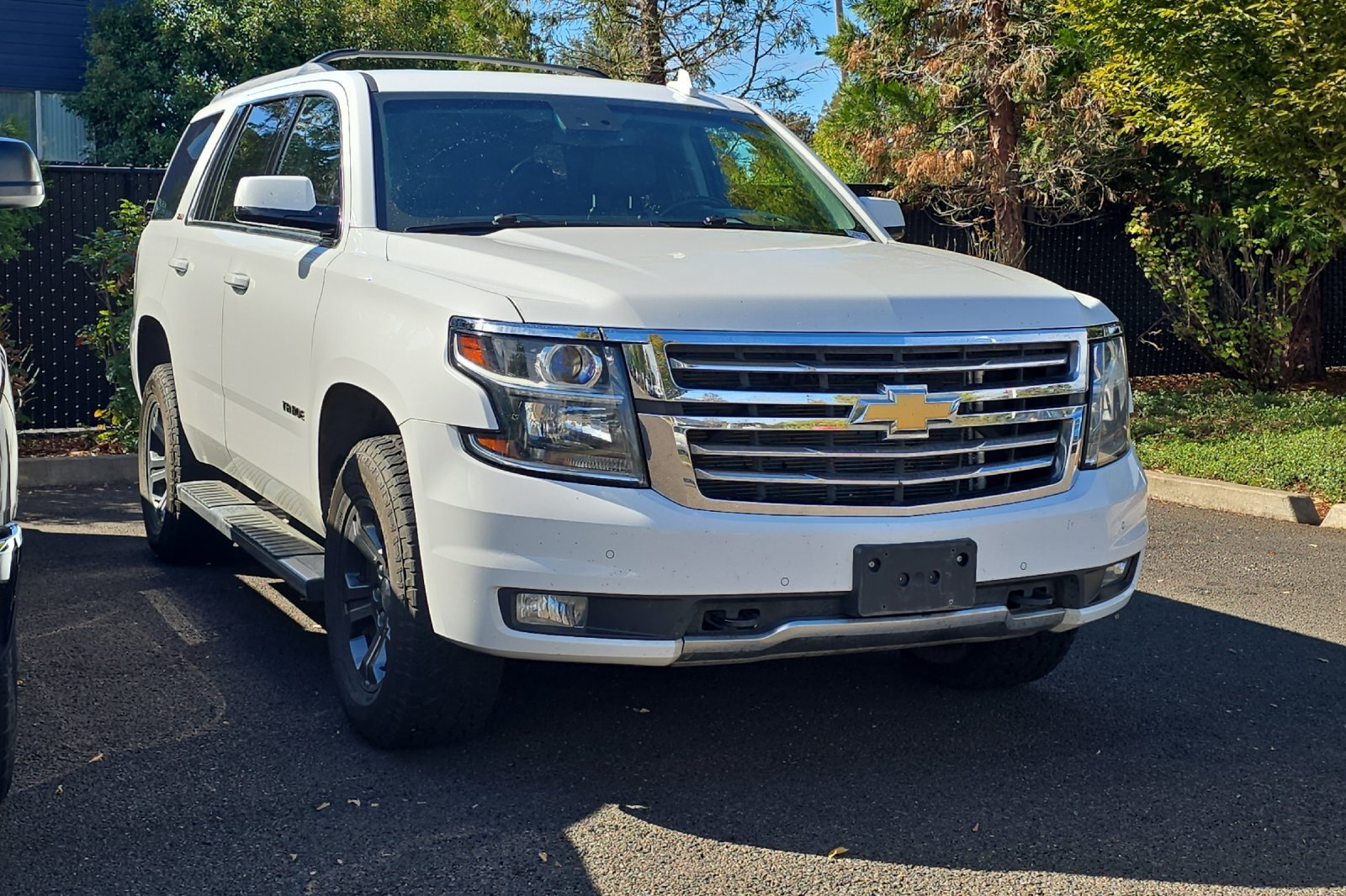 Used 2016 Chevrolet Tahoe LT AWD/4WD image 2