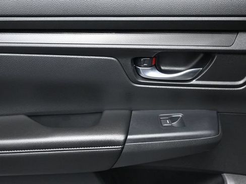 Used 2026 Honda CR-V LX image 9