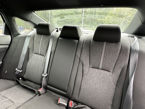 Used 2025 Honda Accord Sport image 9
