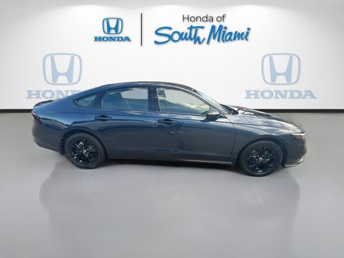 Certified 2025 Honda Accord SE image 8