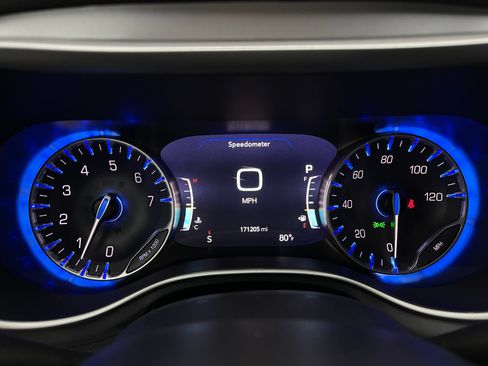 Used 2020 Chrysler Pacifica Touring-L Plus w/ S Appearance Package FWD image 21