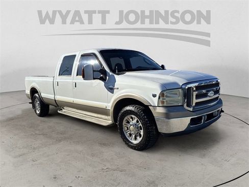 Used 2005 Ford F350 Lariat image 7