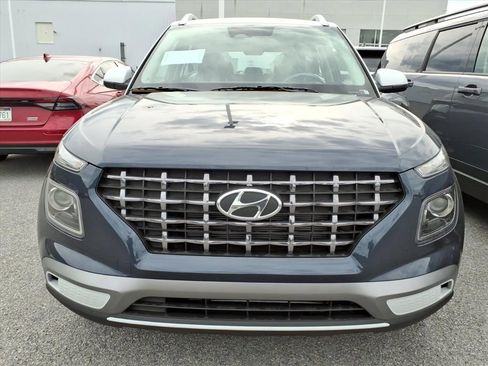 New 2026 Hyundai Venue SEL FWD image 5