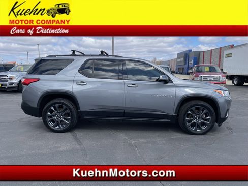 Used 2019 Chevrolet Traverse RS w/ LPO, 'HIT The Road' Package image 1