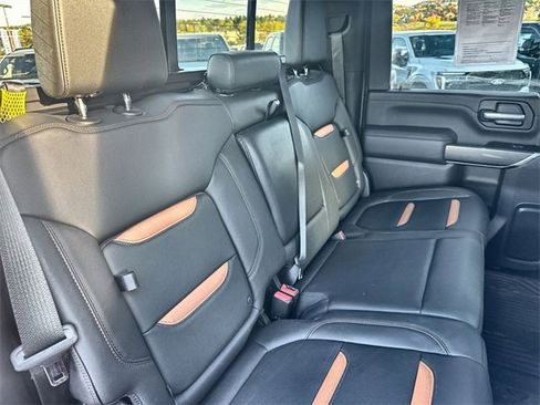 Used 2022 GMC Sierra 2500 AT4 w/ AT4 Premium Plus Package image 21