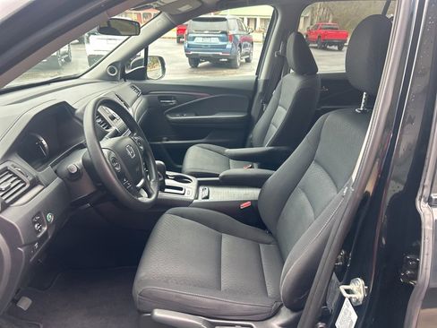 Used 2019 Honda Ridgeline Sport image 8