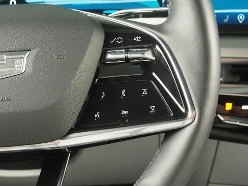 Used 2024 Cadillac Lyriq AWD Luxury image 23