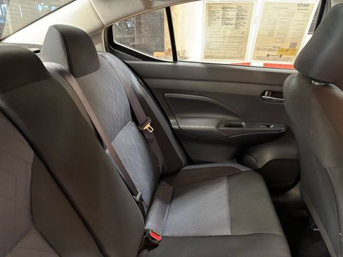 Used 2025 Nissan Versa SV FWD image 35