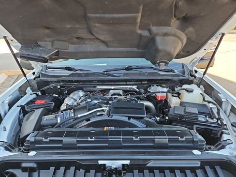 Used 2024 Chevrolet Silverado 2500 LT AWD/4WD image 23
