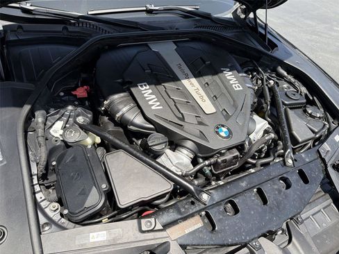 Used 2012 BMW 750Li RWD image 10