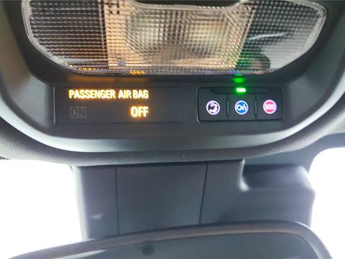 Used 2024 Buick Envista Avenir image 42