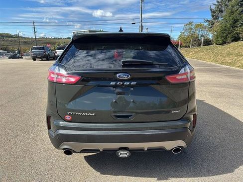 Certified 2022 Ford Edge Titanium w/ Equipment Group 301A image 3