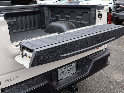 New 2026 GMC Sierra 1500 AT4X image 9