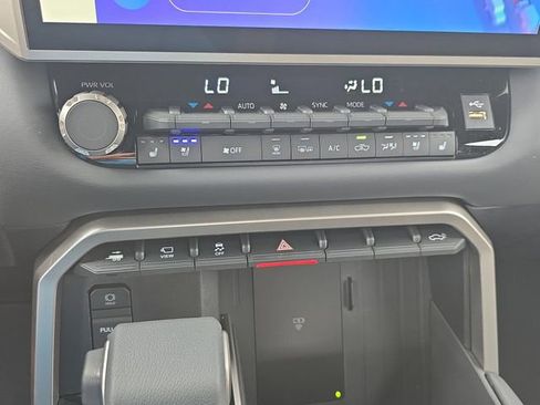 New 2026 Toyota Tundra Platinum image 23