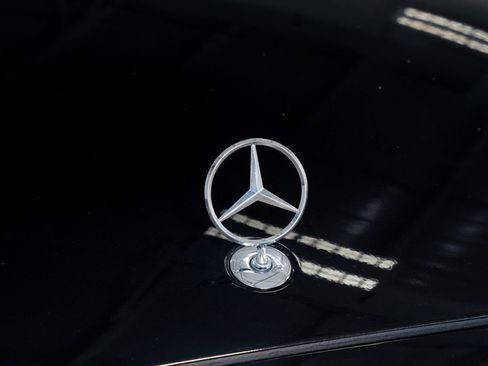 Used 2023 Mercedes-Benz S 580 4MATIC Sedan w/ Warmth & Comfort Package image 17