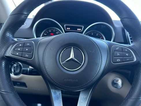 Used 2017 Mercedes-Benz GLS 450 4MATIC image 25