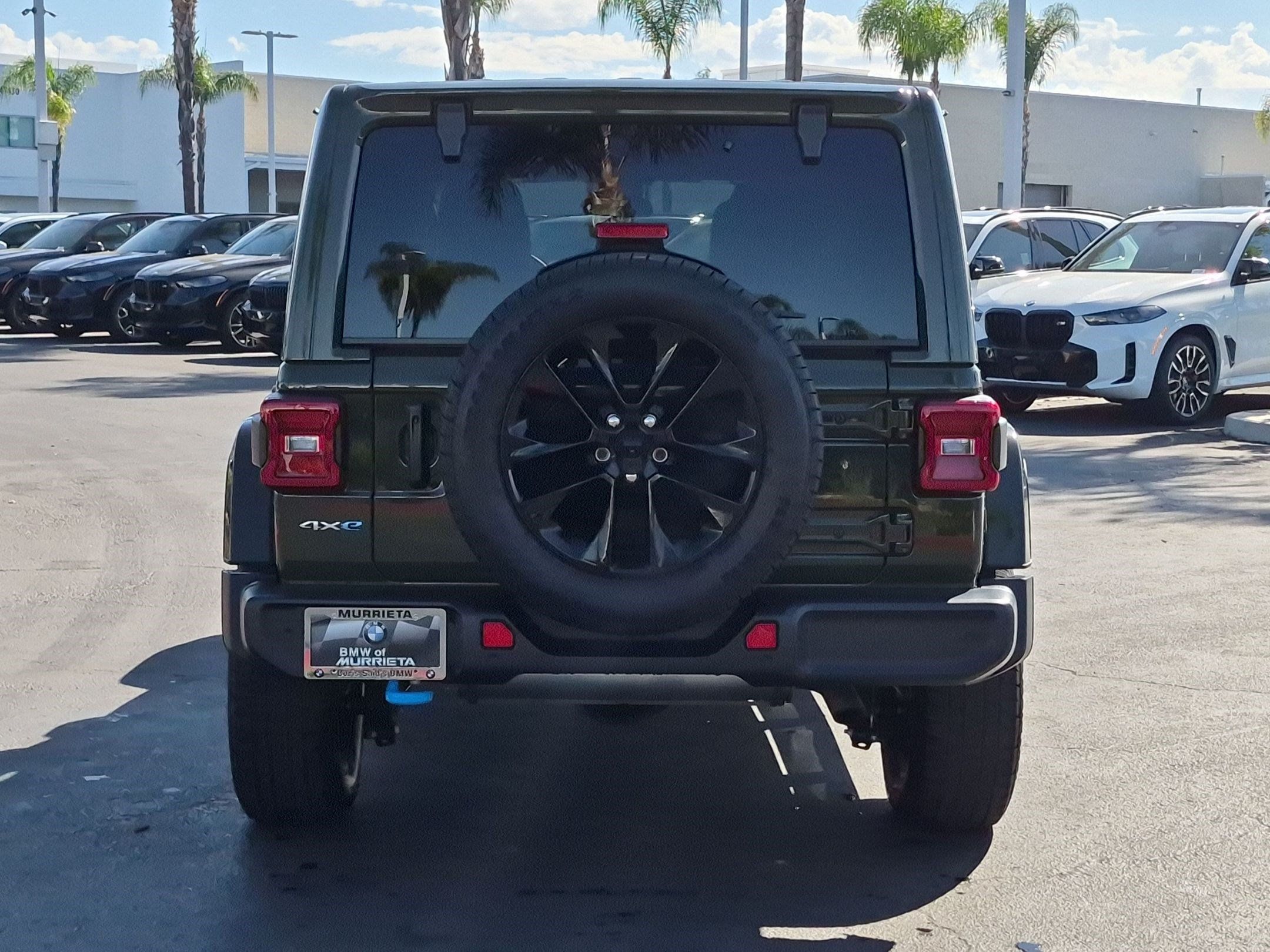 Used 2024 Jeep Wrangler Unlimited Sahara w/ Safety Group AWD/4WD image 9