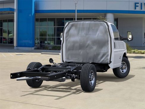 New 2025 Chevrolet Express 3500 w/ Power Convenience Package image 4