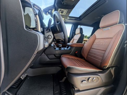 New 2026 GMC Sierra 1500 Denali Ultimate AWD/4WD image 16