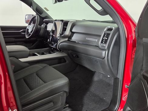 New 2026 RAM 1500 4x4 Crew Cab image 33